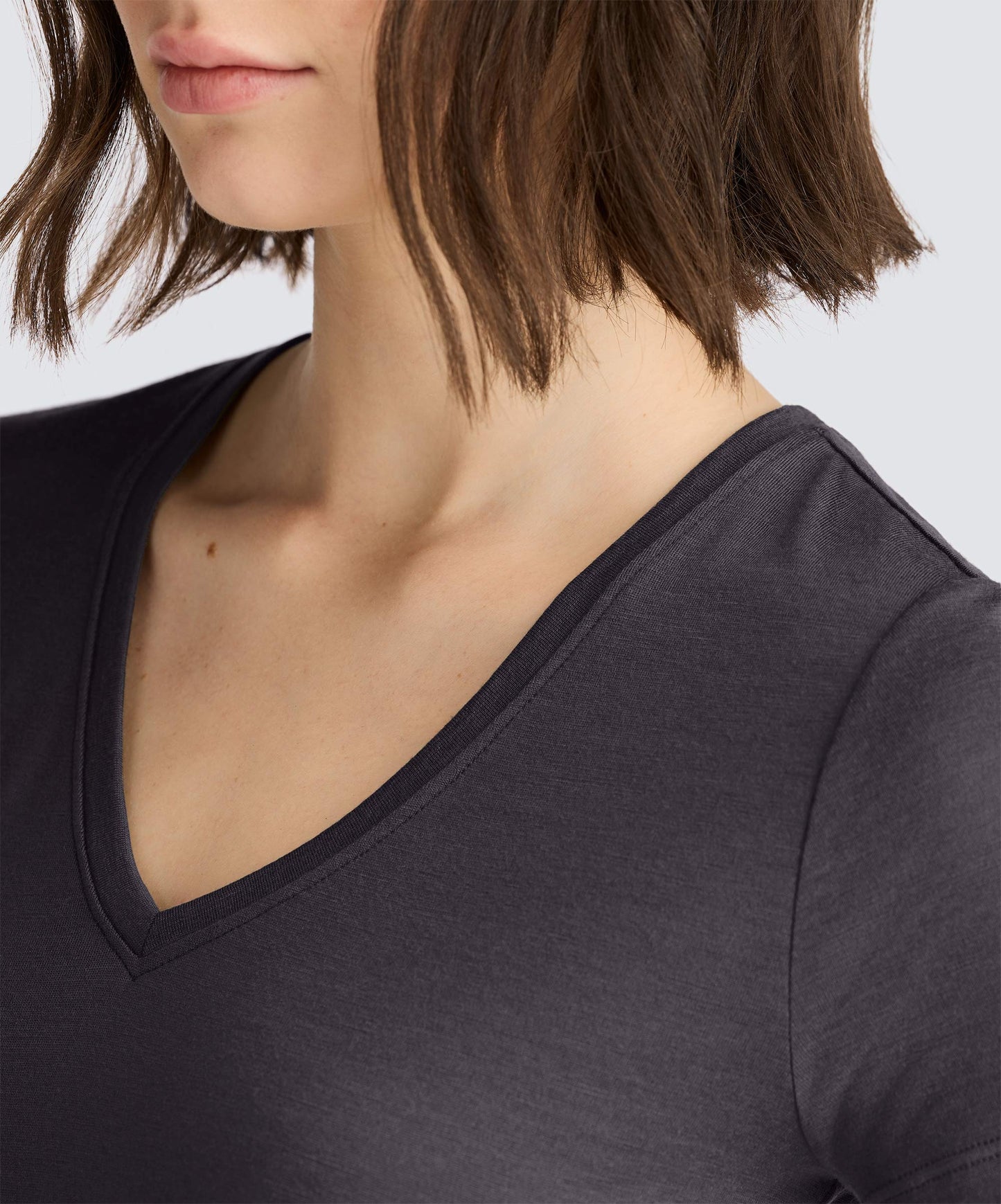 Women's Merino V-Neck T-Shirt