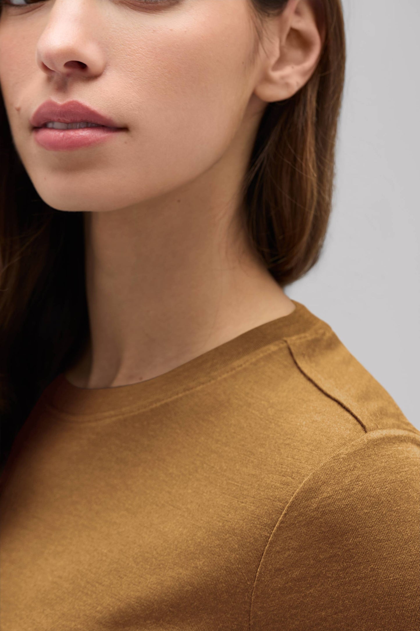 Women's Slim Merino Crew Neck T-Shirt