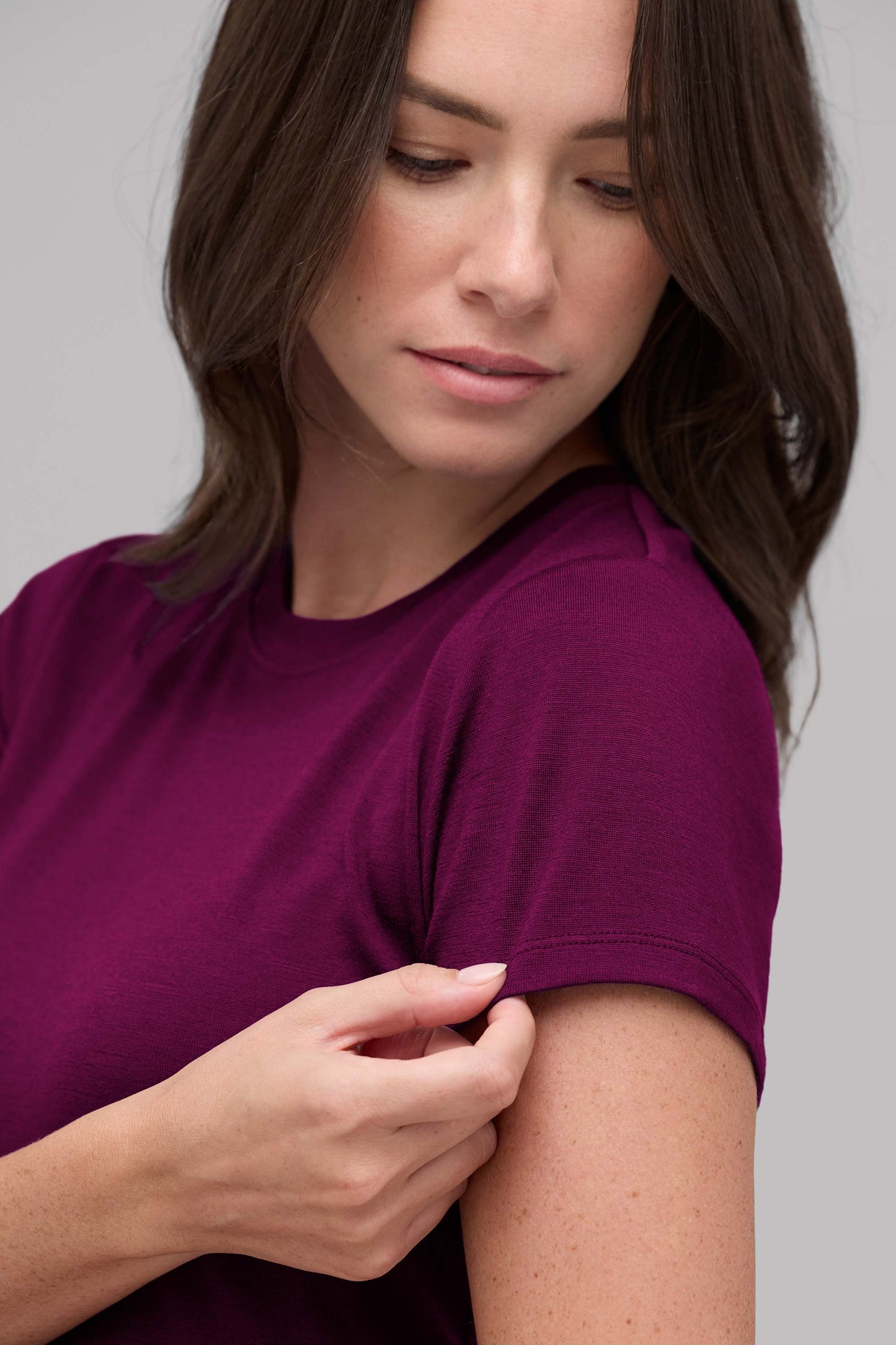 Women's Slim Merino Crew Neck T-Shirt